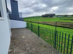 2 Bedroom & 2 Bathroom House in Malmesbury