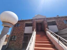 2 Bedroom Apartment to Rent in Langenhovenpark