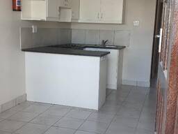 2 Bedroom Apartment to Rent in Queenstown Central