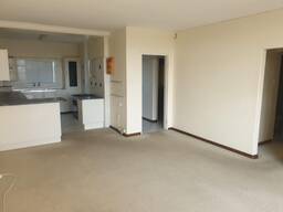 2 Bedroom Apartment to Rent in St Georges Park