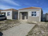 Affordable 2 Bedroom Townhouse in Strandfontein - photo 9