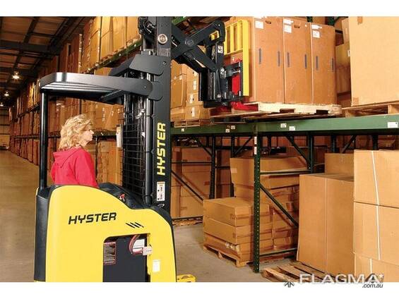 FORKLIFT