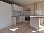 One Bedroom Apartment / Flat to Rent in Woodstock - photo 3