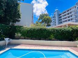Spacious 2 Bedroom Apartment in Wynberg Upper